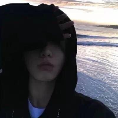 ⁷偏开凉凉丶🍉