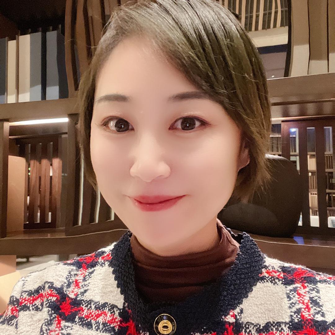 小莉老师👈