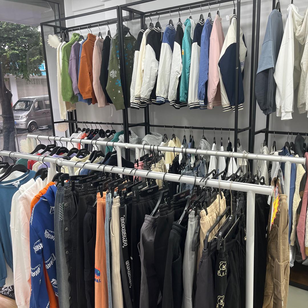 绵阳市经开区春妞春服装店