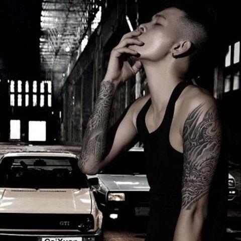 🚬᭄ཽ࿆简单٭大叔࿐