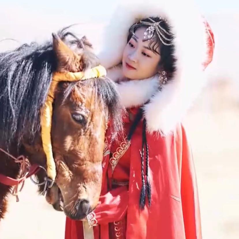 🍀素颜小伍🍀~besos