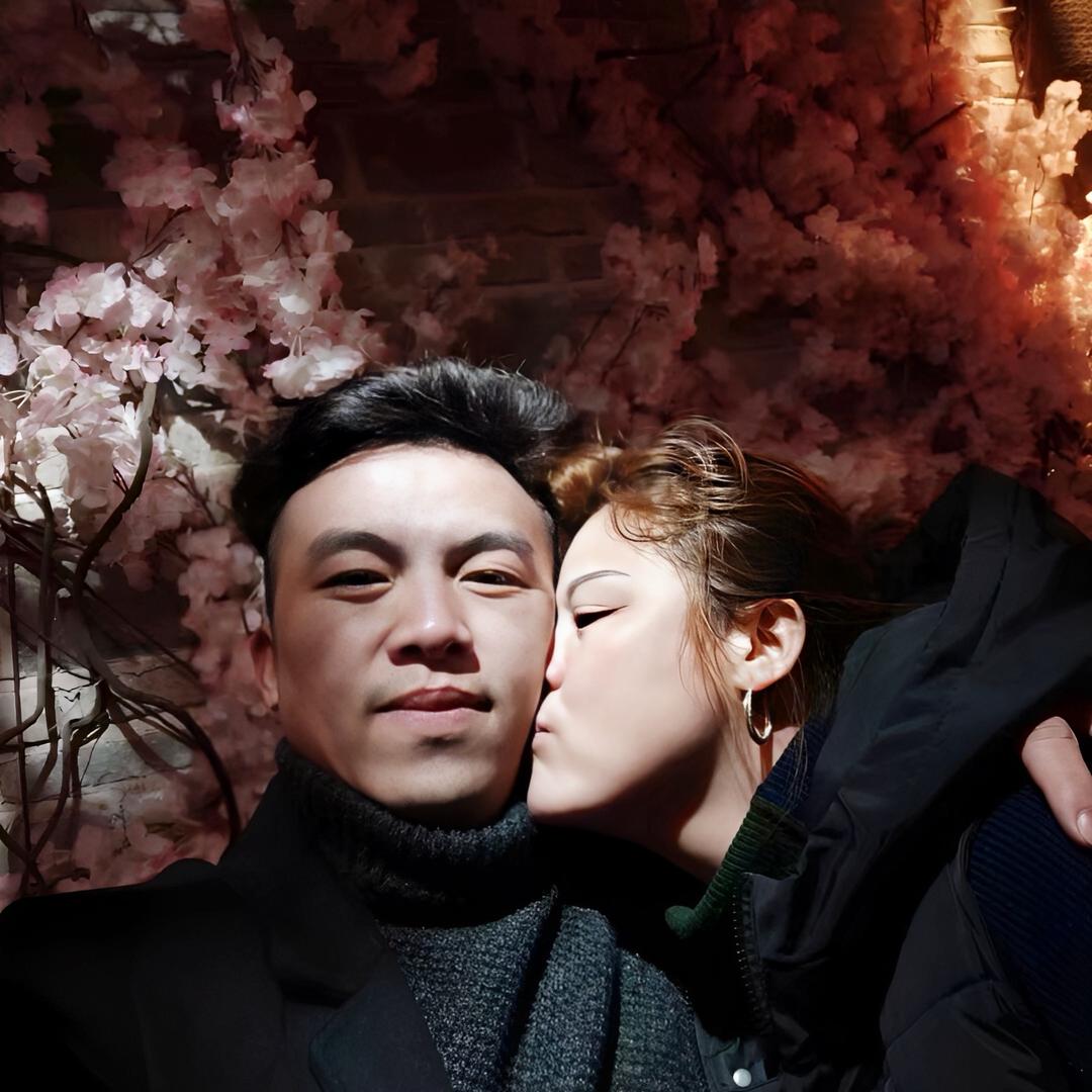 建哥夫妇