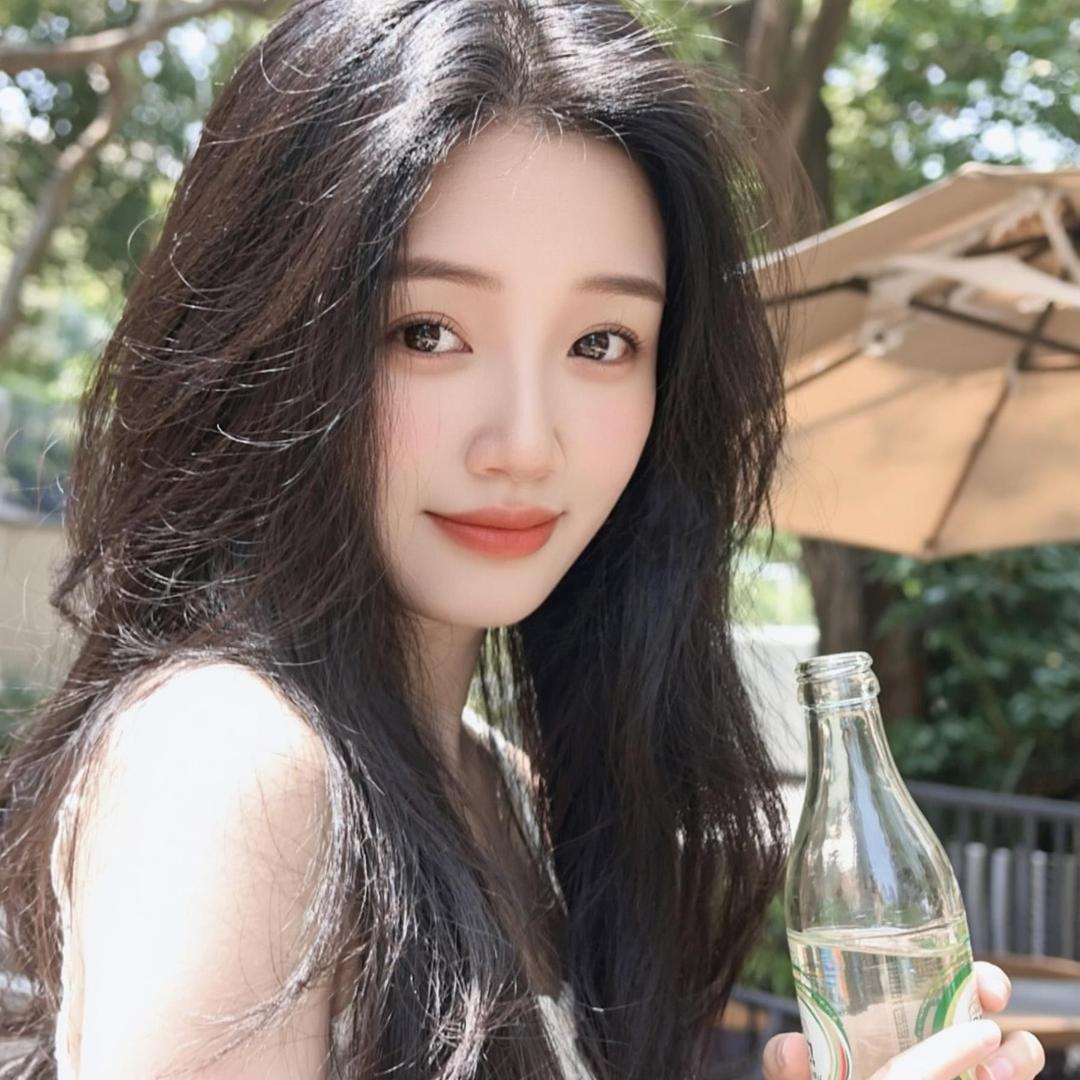 婷婷✌︎' ֊'