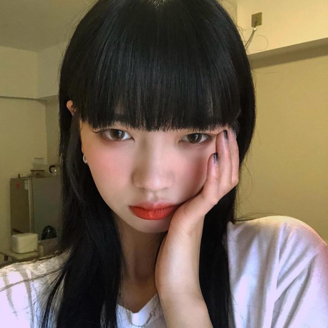 我是秋秋呀-穿搭分享