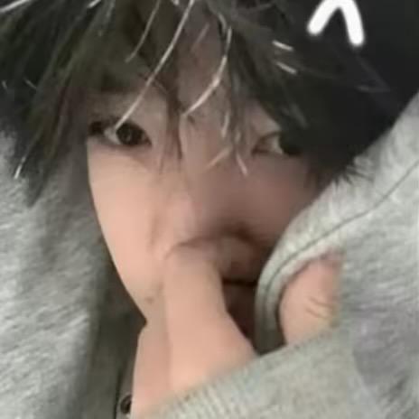 𝓢𝓽𝓪𝓻𝓼 小宝.