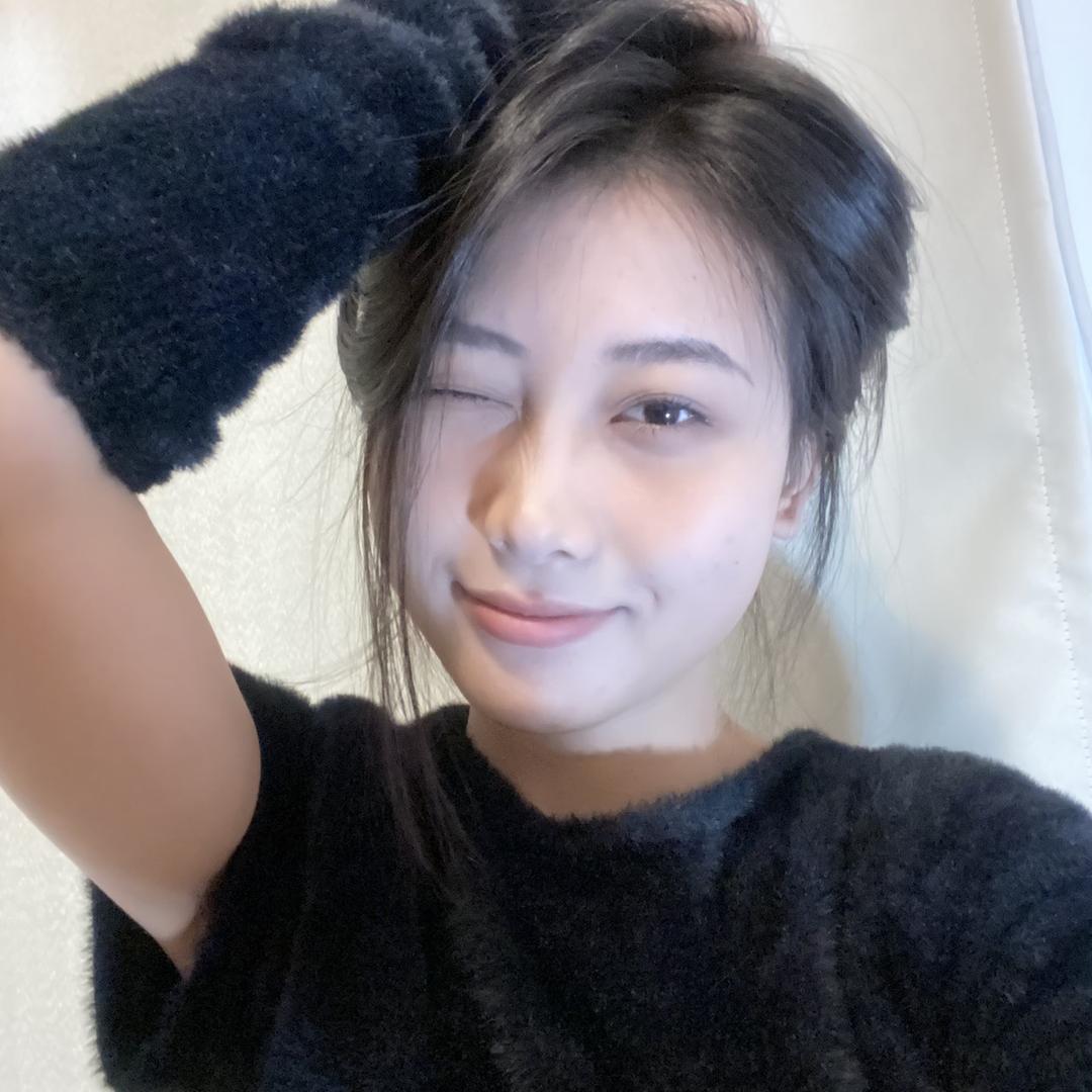 洁可艺穿搭