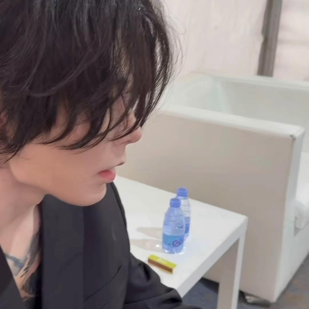 方男模  （三角州）