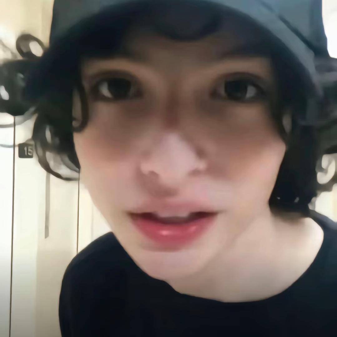 爱吃橙子的上官