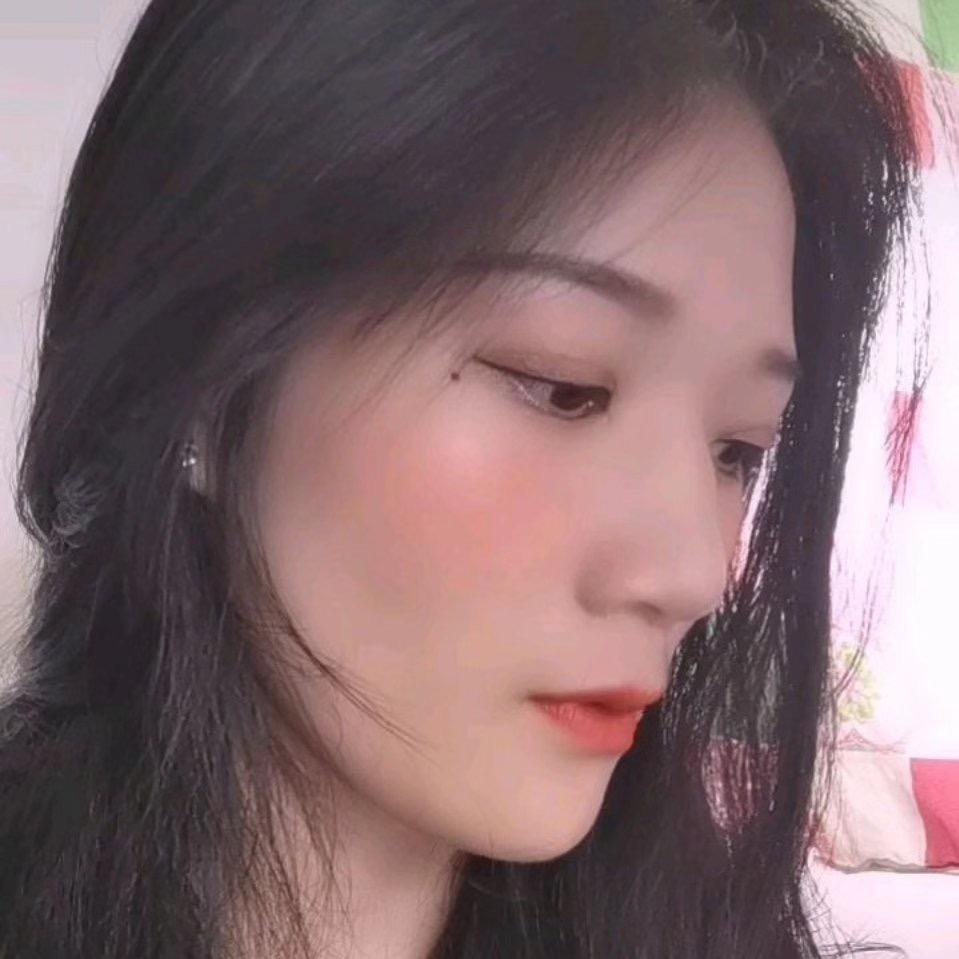 银银爱喝可乐