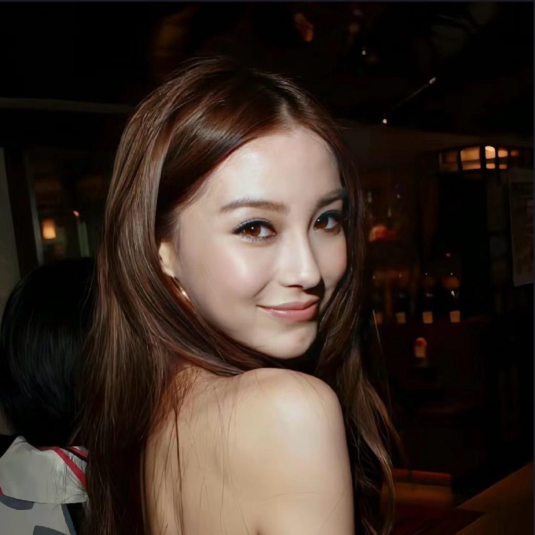 站成一排我胱给你们套盾