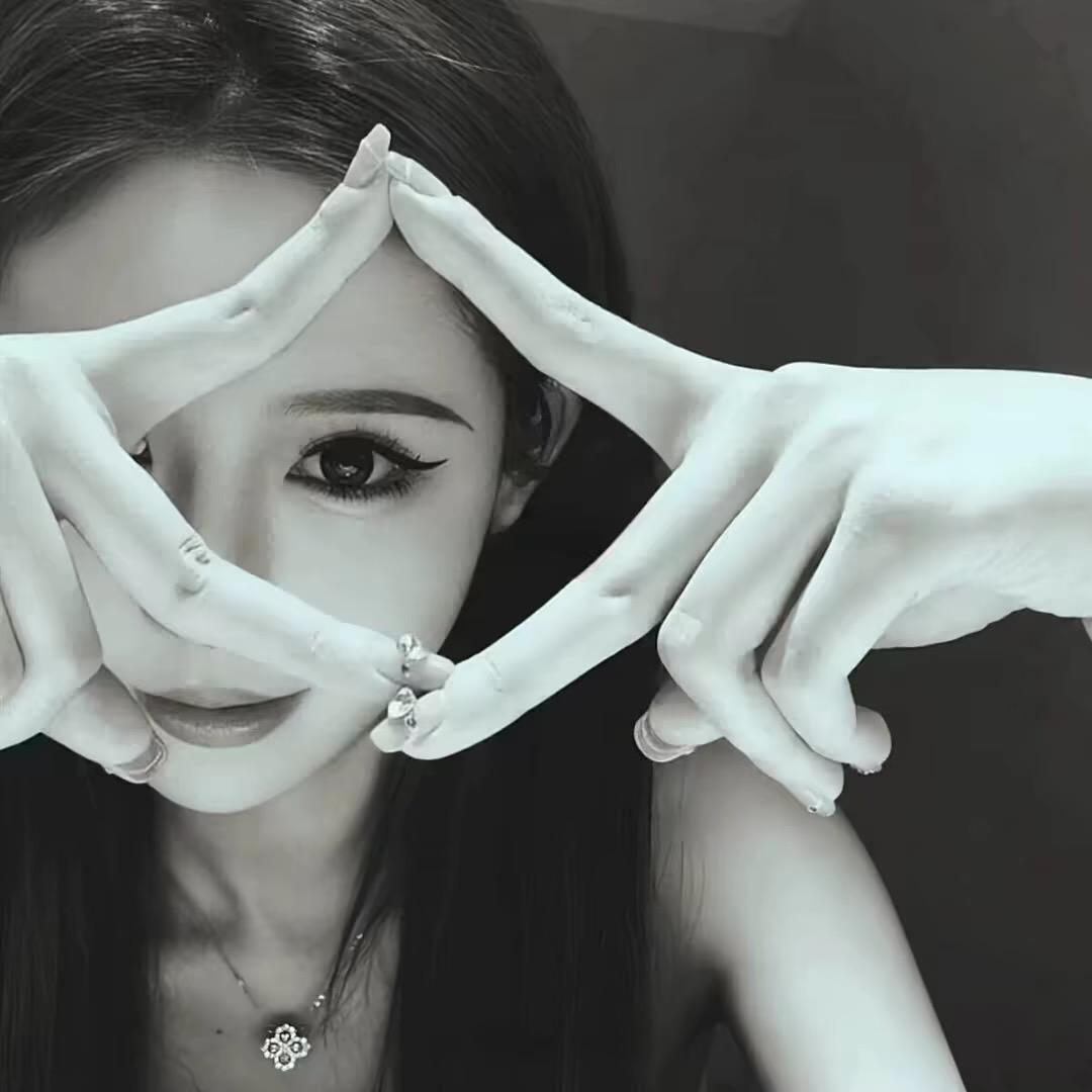 L .