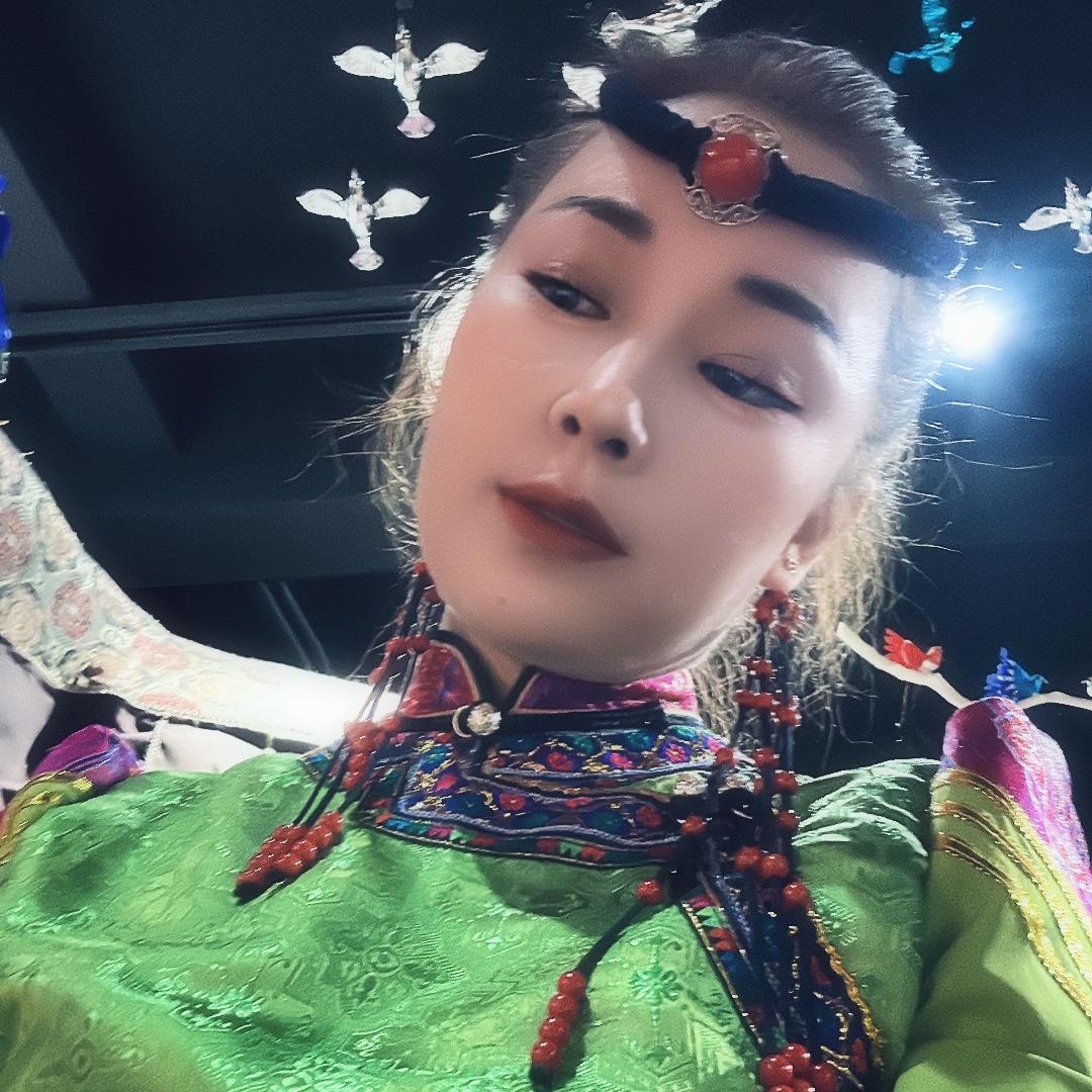 图雅😊