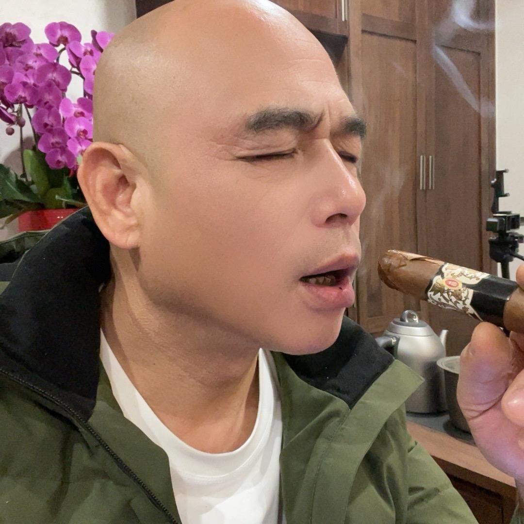 7 8物业