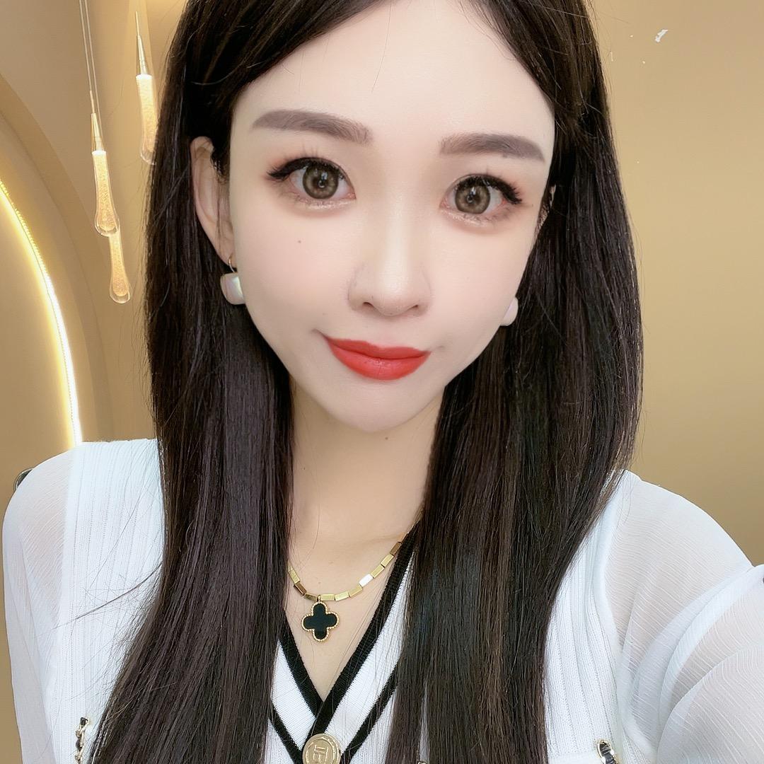大露露服饰