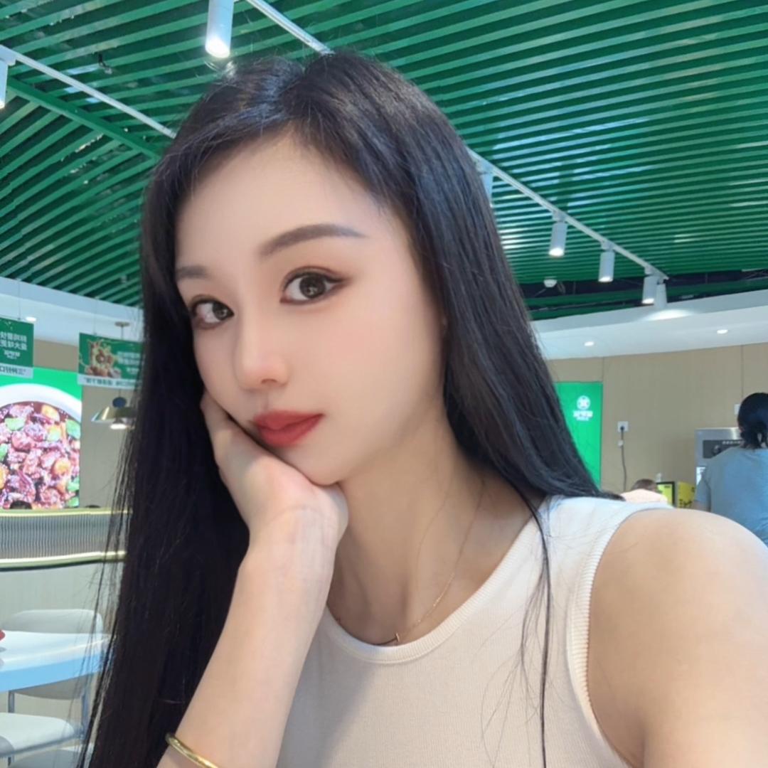佳佳♐