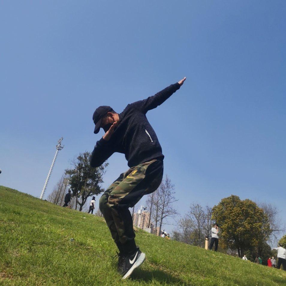 罗哥曳舞
