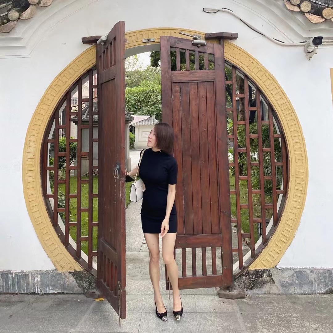 贪吃的婷姐