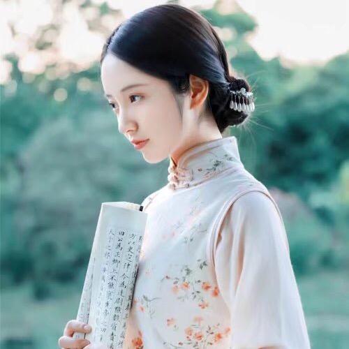 阳光芳草