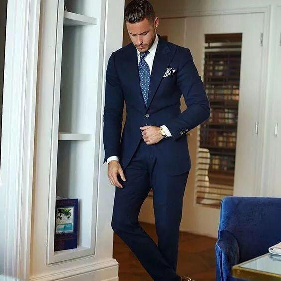 广州白马高端服饰