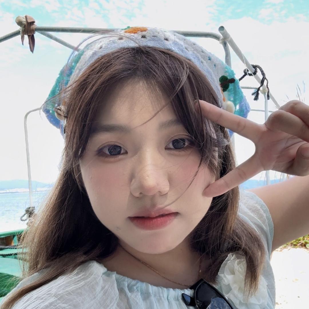 李李微胖牛仔