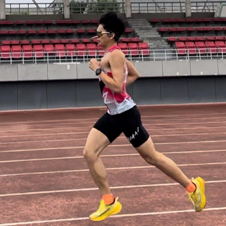 小刘不想吃辣堡🫧