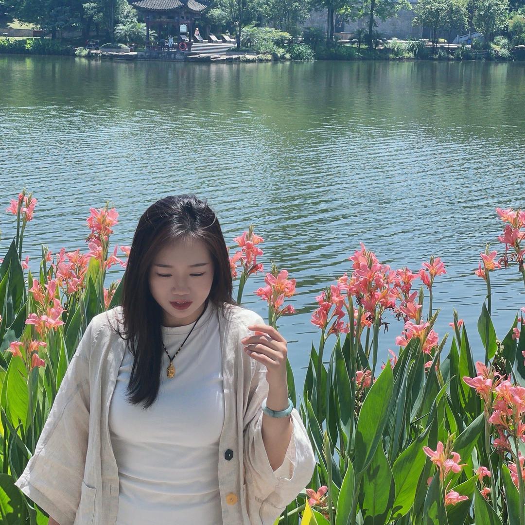 家装设计师  潘潘