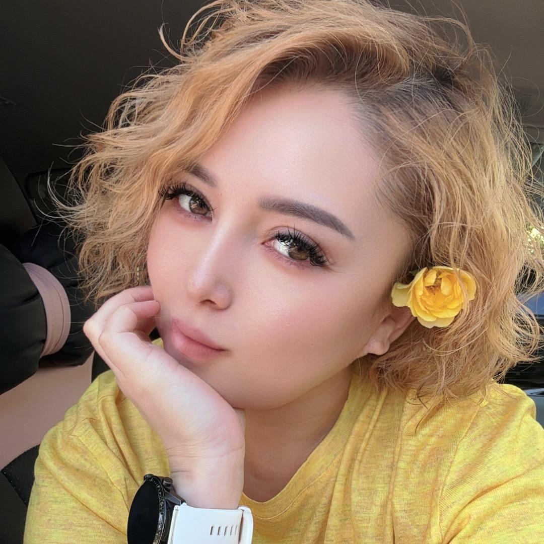 安休美容美发养生中心化妆师salamat