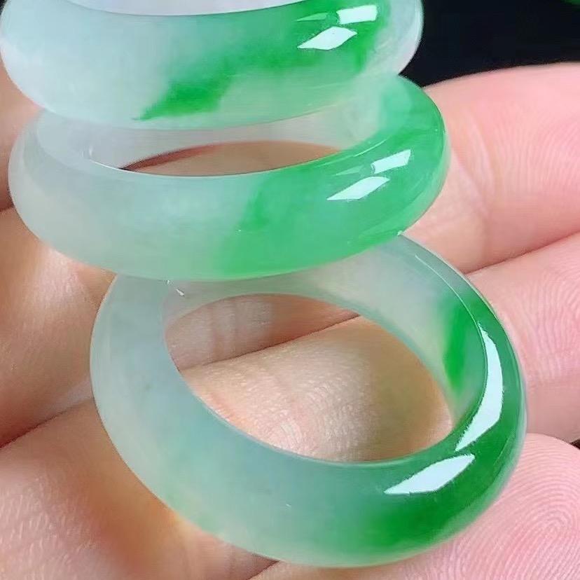 中钰珠宝翡翠