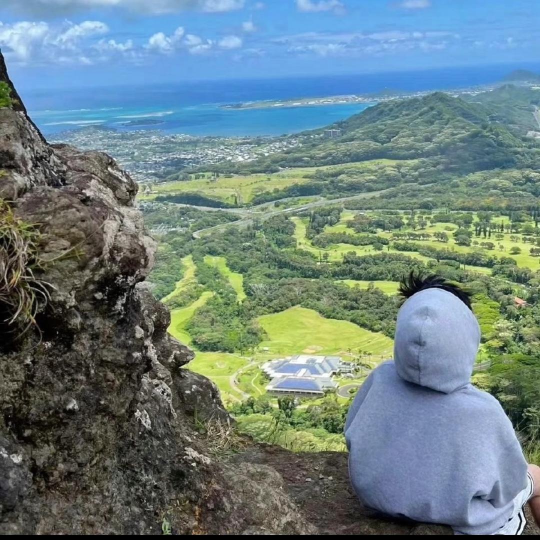 梅尼泊