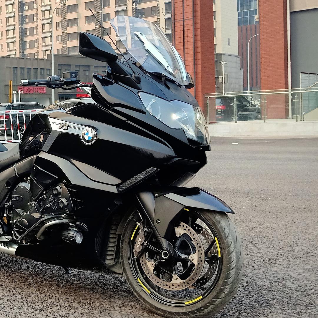 前头一套瑕疵车