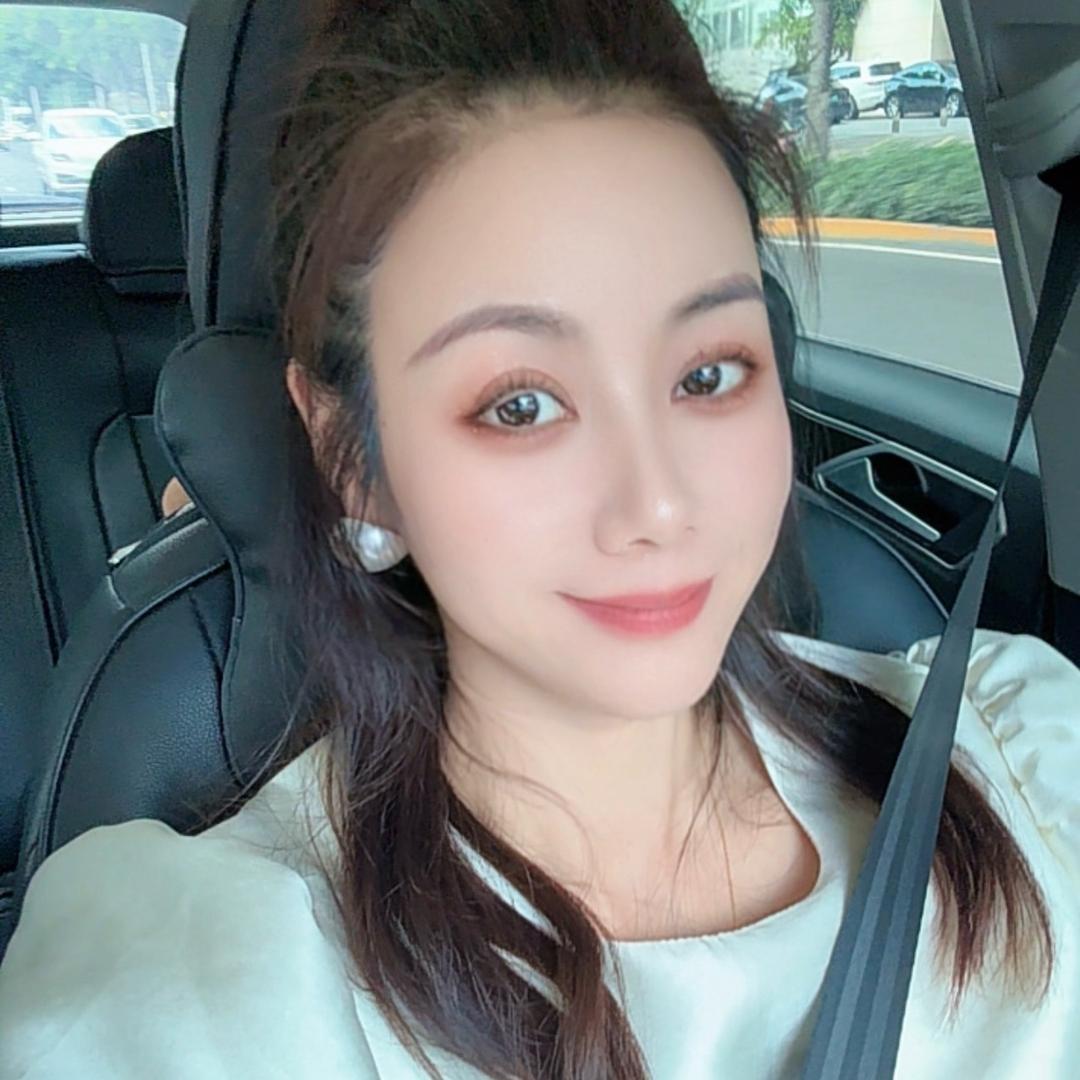 W霞  二胎宝妈