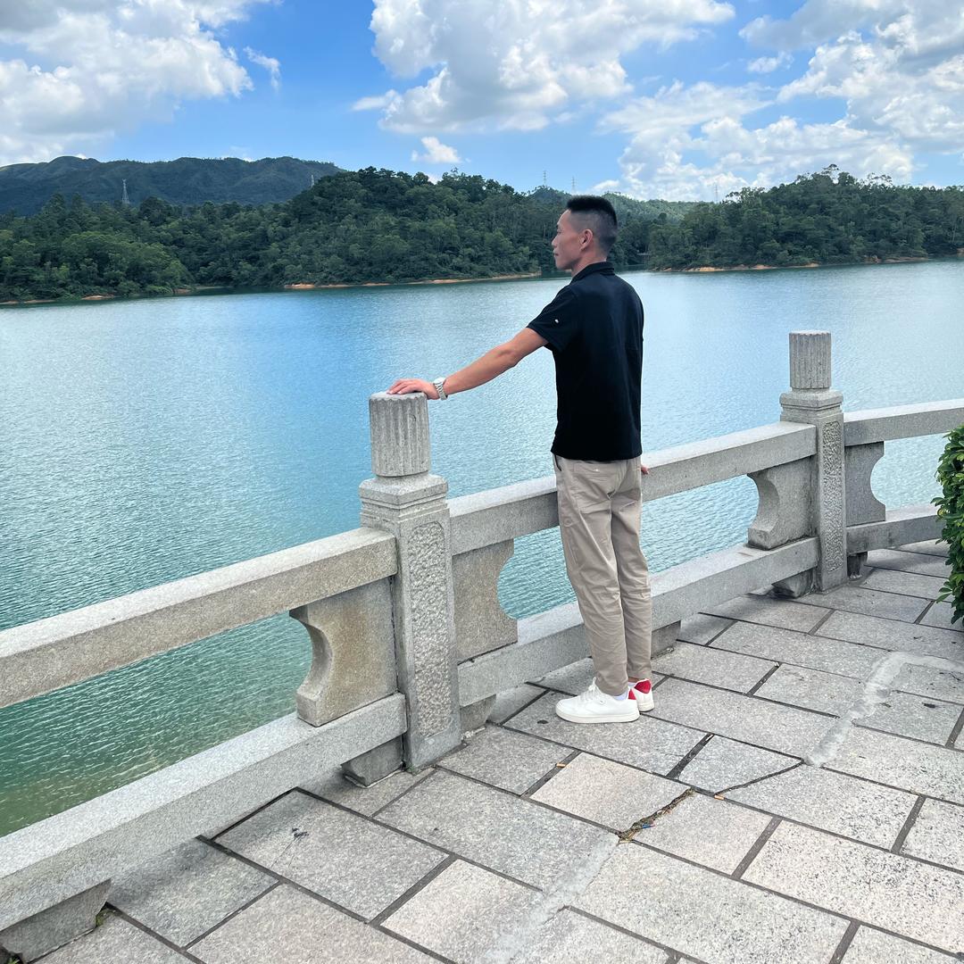 张丞