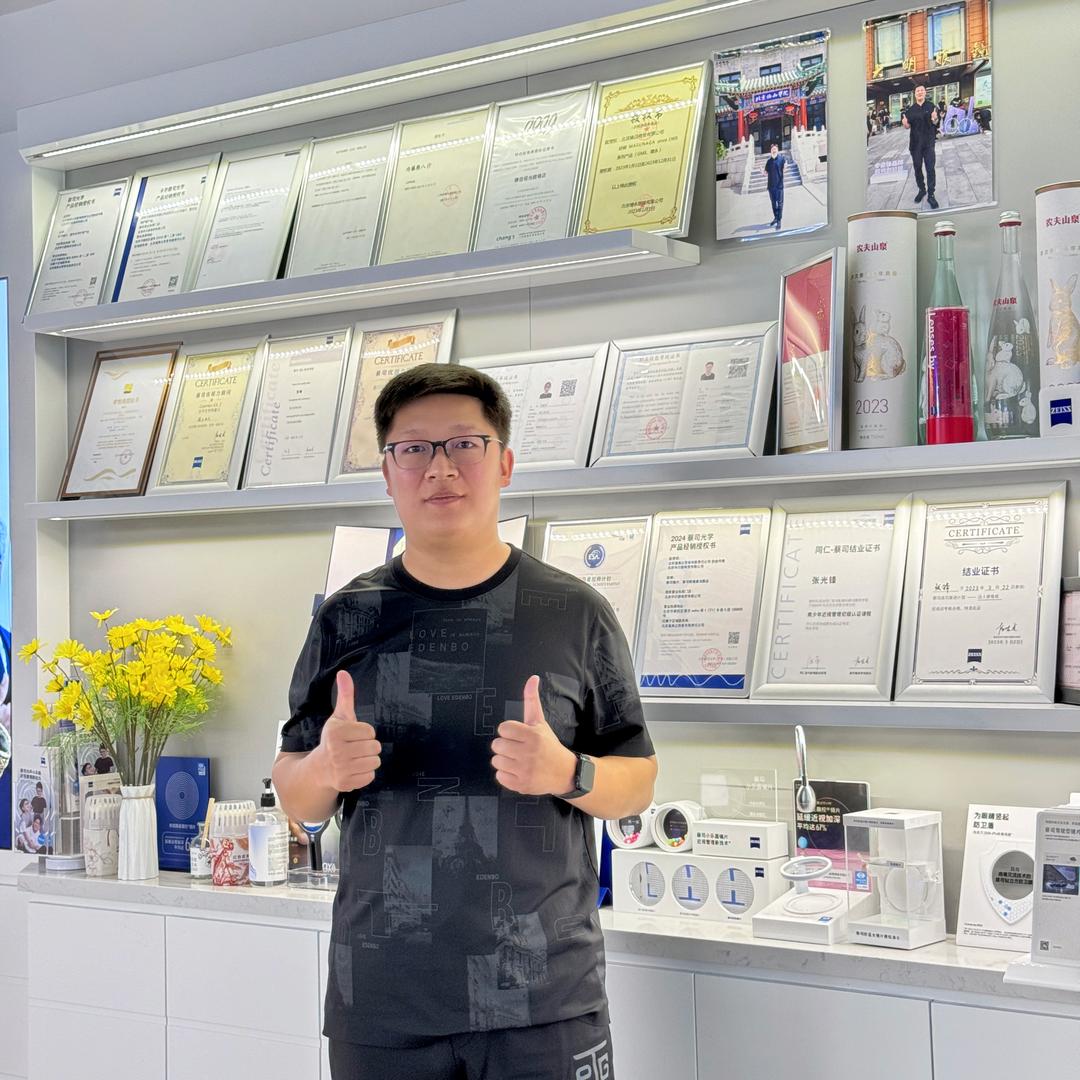 北京验光师张锋