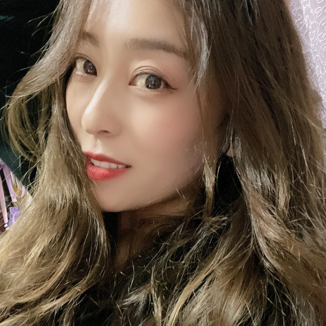 洺小姐