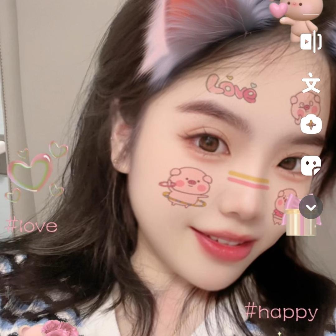 世纪广场老凤祥:四妹