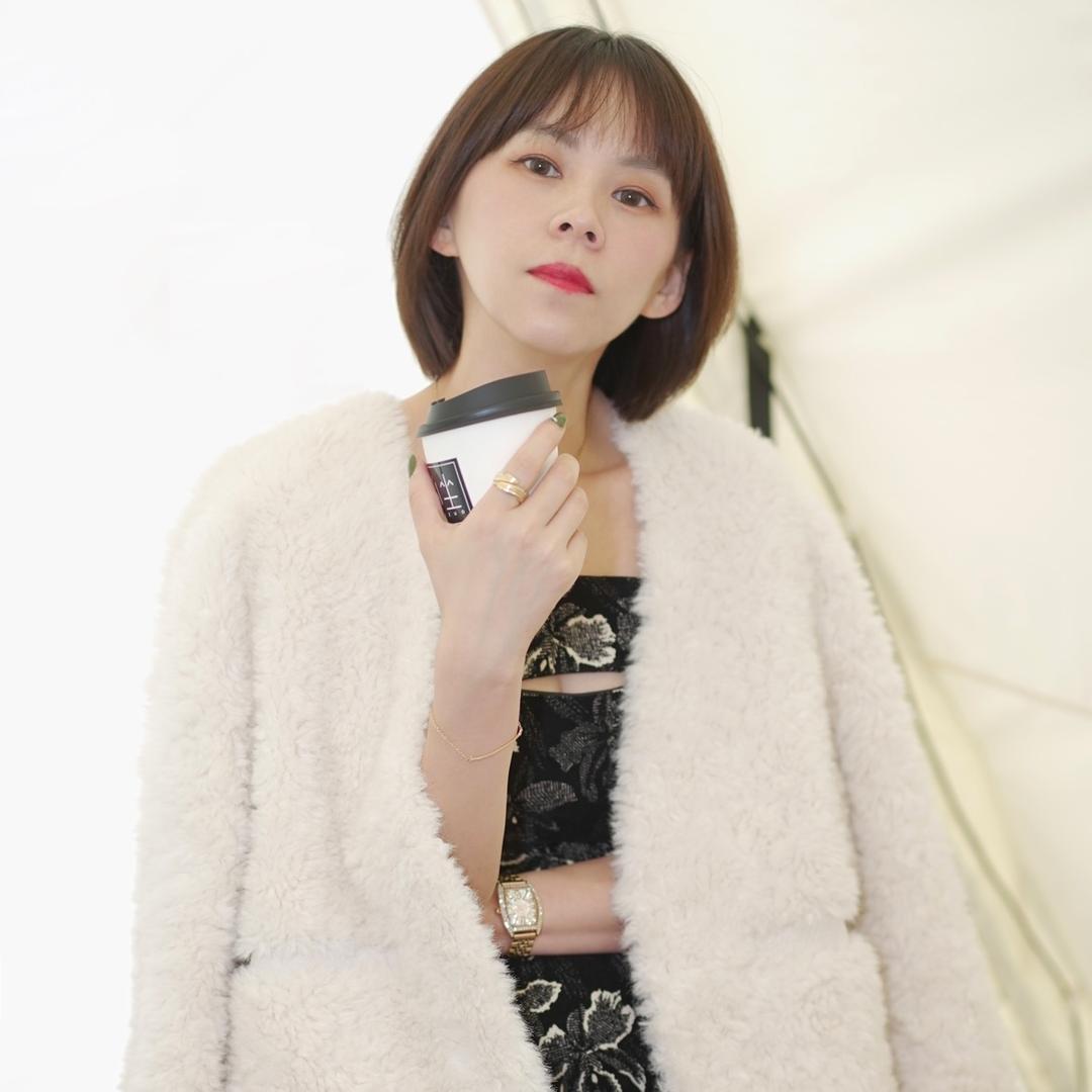 今菲兮比