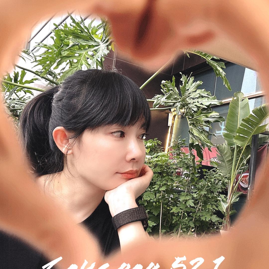 哼哼👧