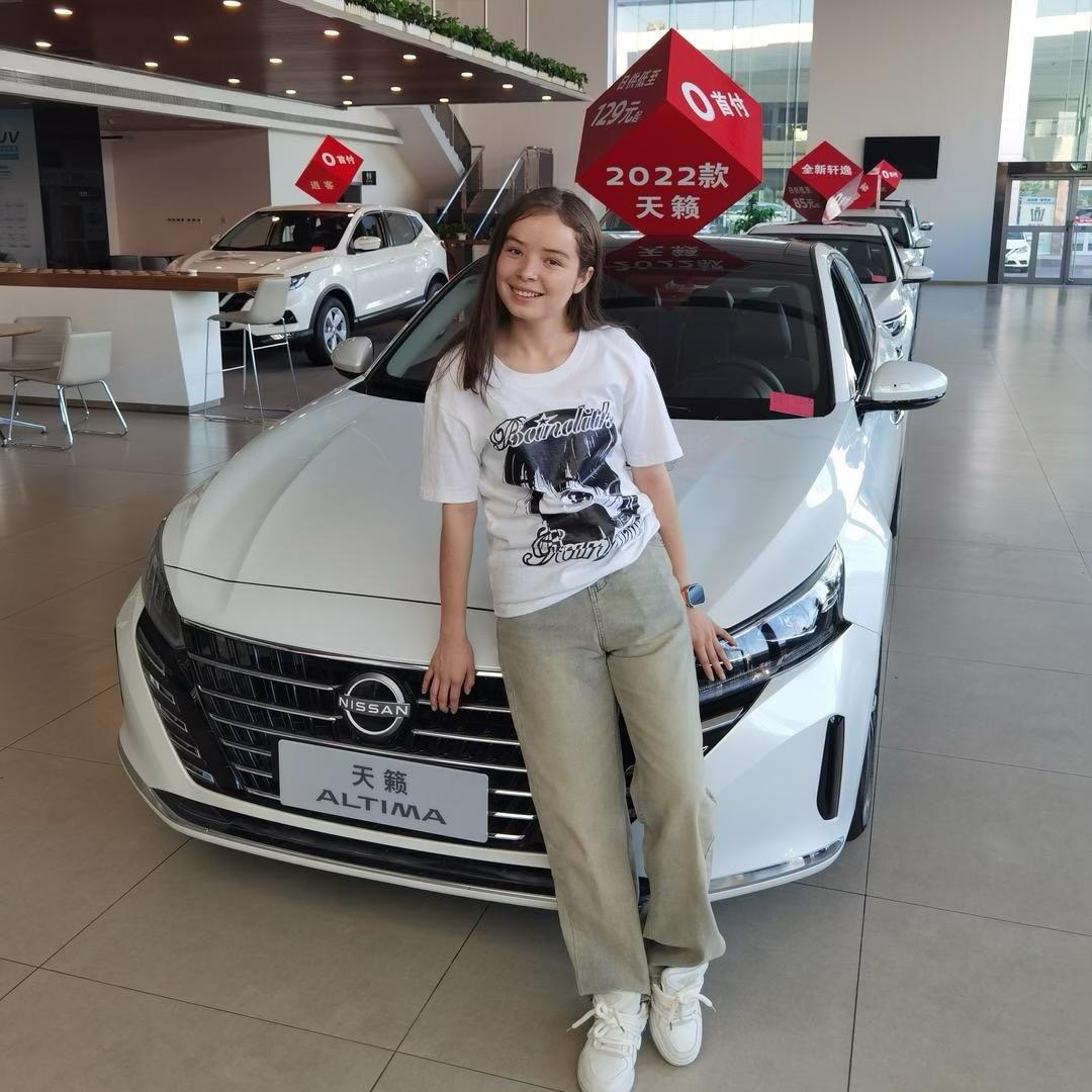 新疆古丽折扣新车