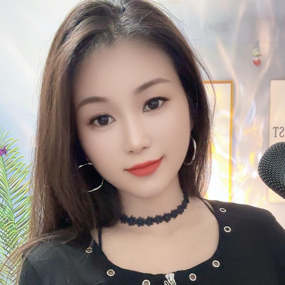 莹莹吖🎤 💫