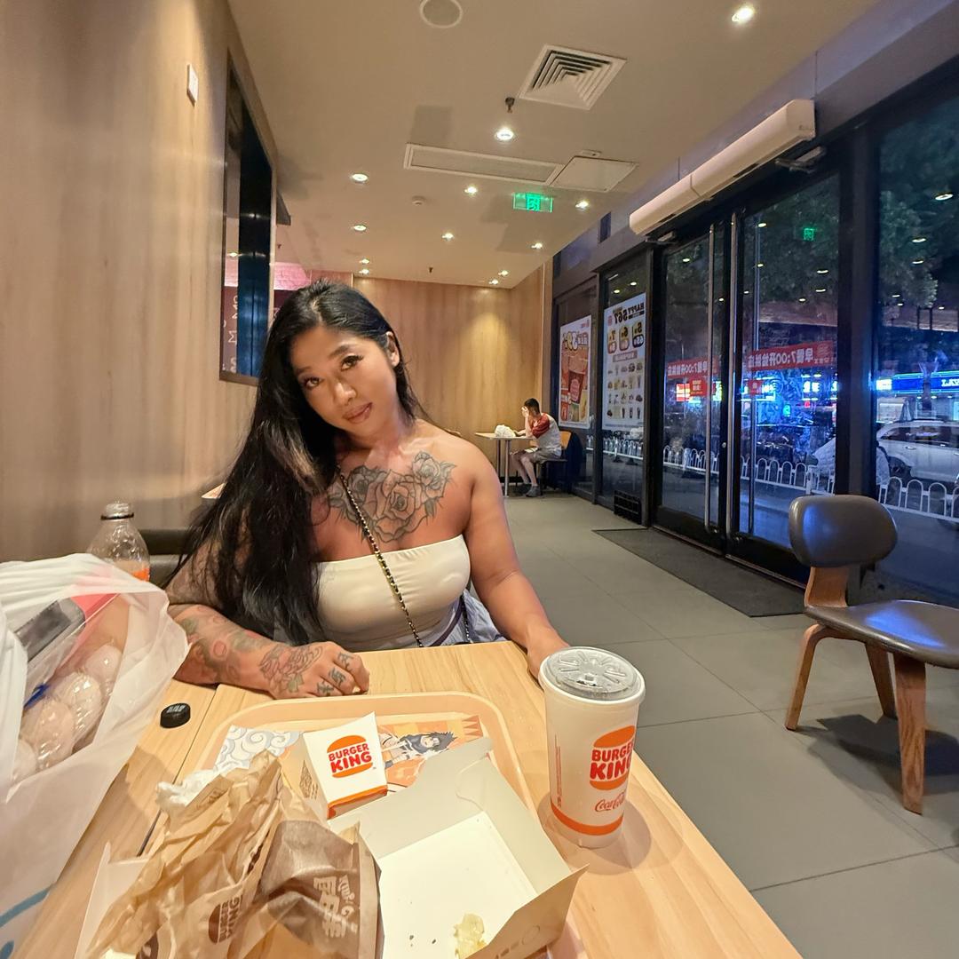 IFBB PRO徐小姐