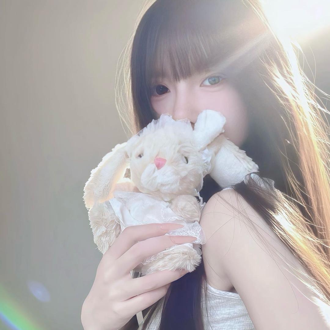 末日被卡墙缝饿死的丧尸头子