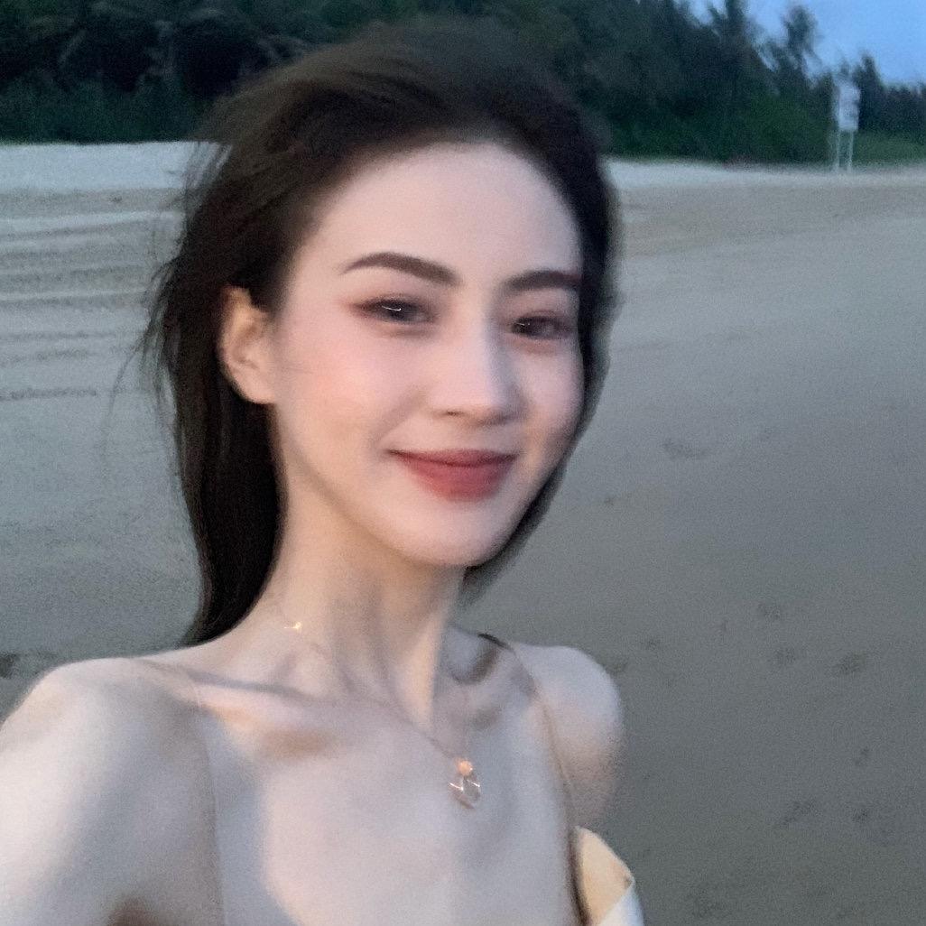 不吃香菜•