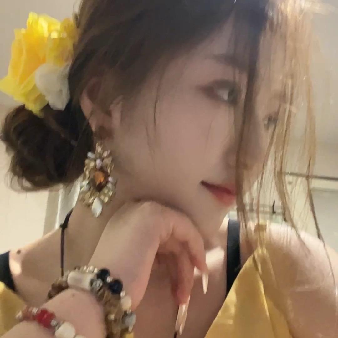 𝓜𝓸𝓸𝓷𝓵𝓲𝓰𝓱𝓽🌙