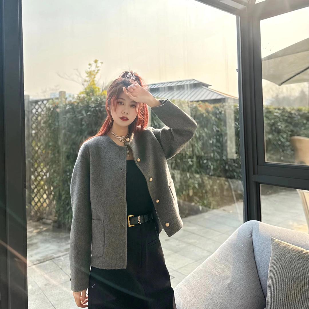 瑞贝卡女装