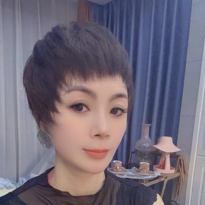 林霞在福建长乐做轻体（己下1 2个）