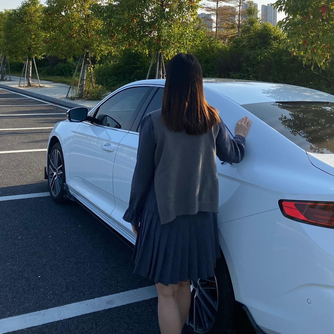 吴彦祖爱开星瑞