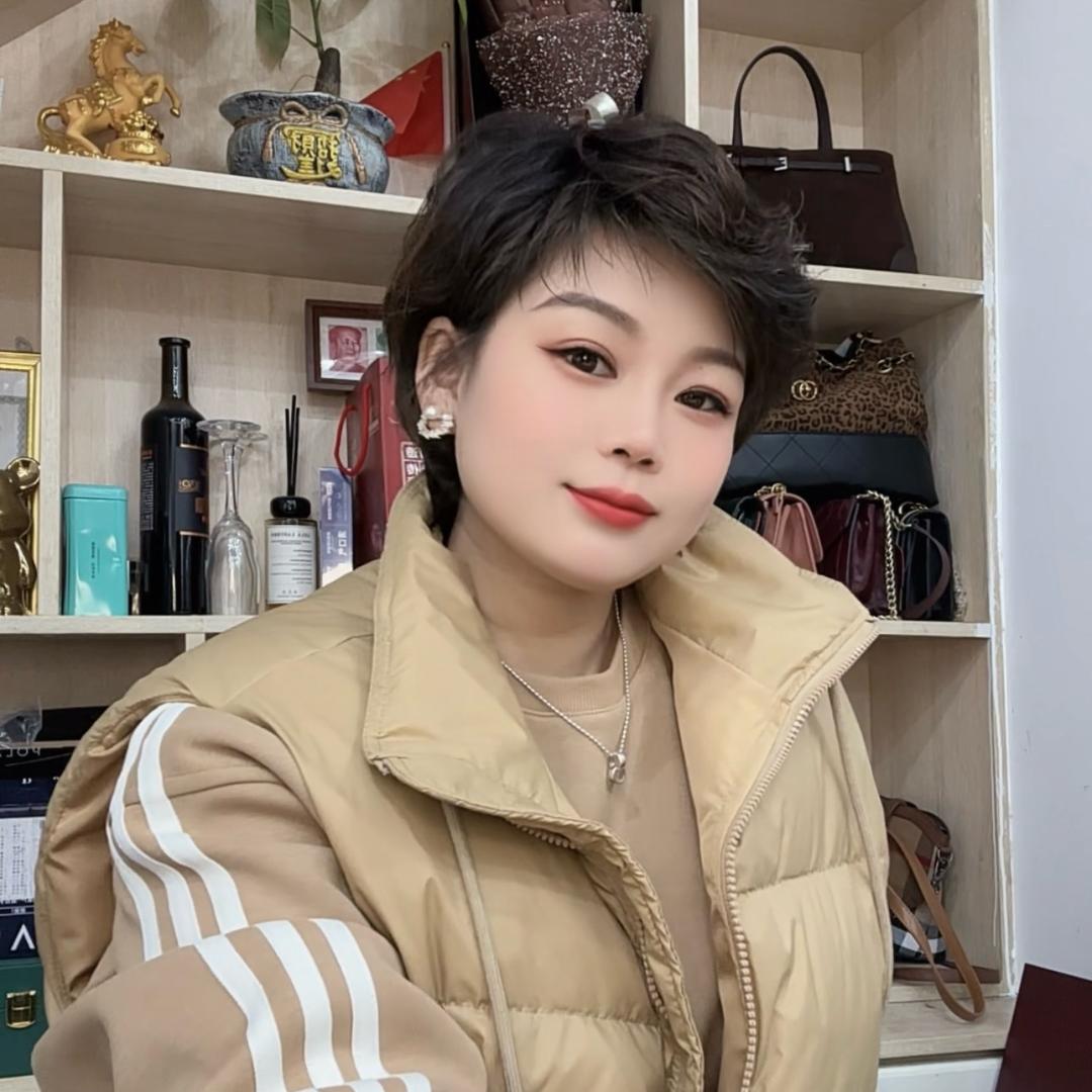 临泉县原初服装店