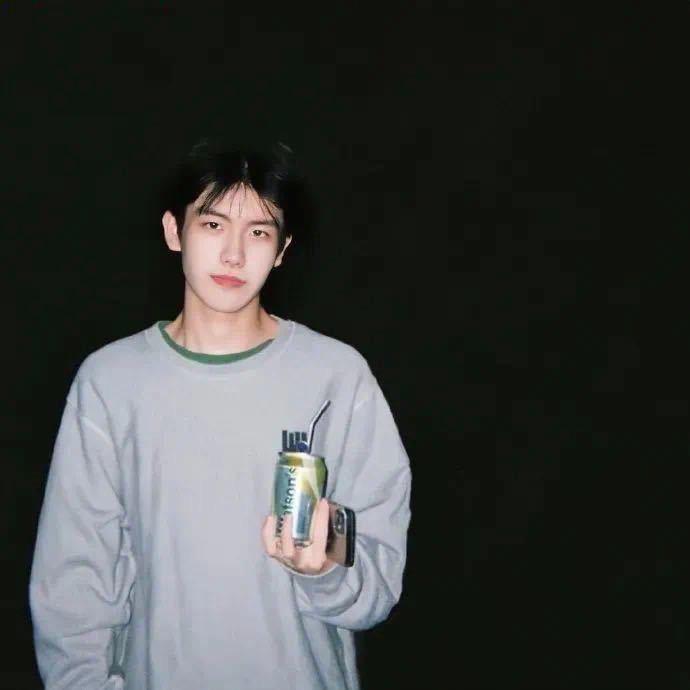 王宇.