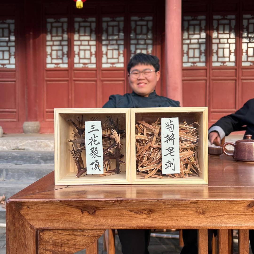 少年陈广辉
