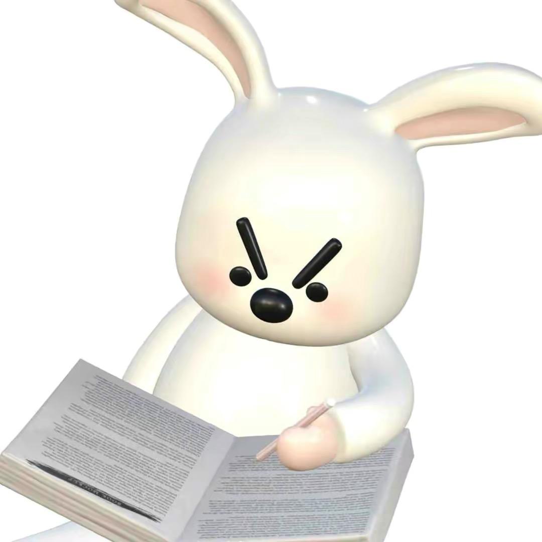 QQ^